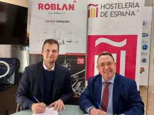 NOTICIA Firma Hosteleria Y ROBLAN