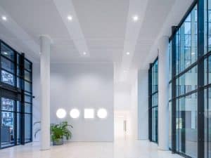 NOTICIA Trilux OLISQ Office