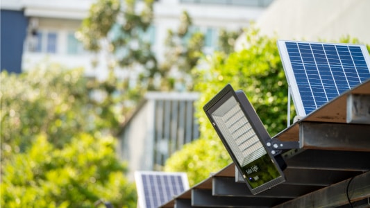 alumbrado solar 533×300