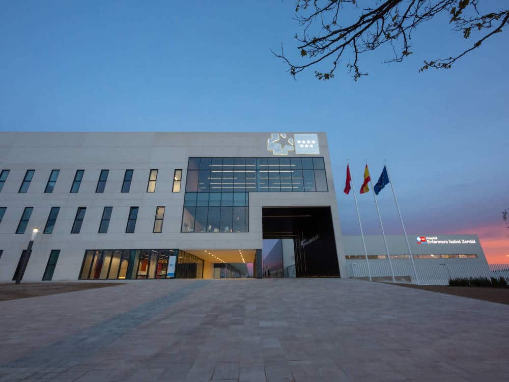 noticia1 trilux zendal luces cei